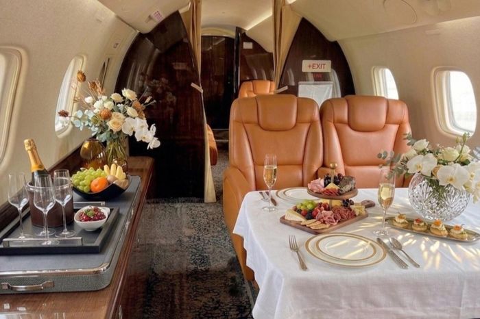  Bên trong máy bay tư nhân dành cho giới siêu giàu Việt Nam. Ảnh: Vietstar. 