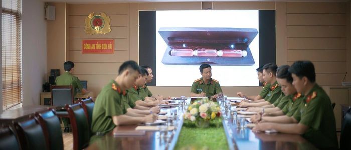Lửa trắng xoay quanh cuộc chiến chống ma túy tại Sơn Hải.