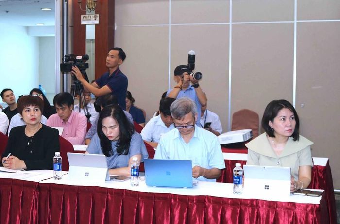 Các đại biểu tham dự Hội nghị