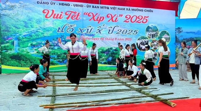 Tết Xíp Xí của người Thái trắng góp phần củng cố sự gắn kết, thống nhất giữa các thành viên trong gia đình và cộng đồng, đồng thời đóng vai trò quan trọng trong việc giữ gìn bản sắc văn hóa dân tộc
