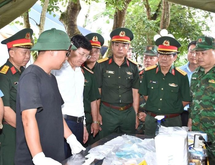 Đoàn công tác kiểm tra khu vực xử lý, bảo quản mẫu ADN hài cốt liệt sĩ đảm bảo trang trọng, đúng quy trình