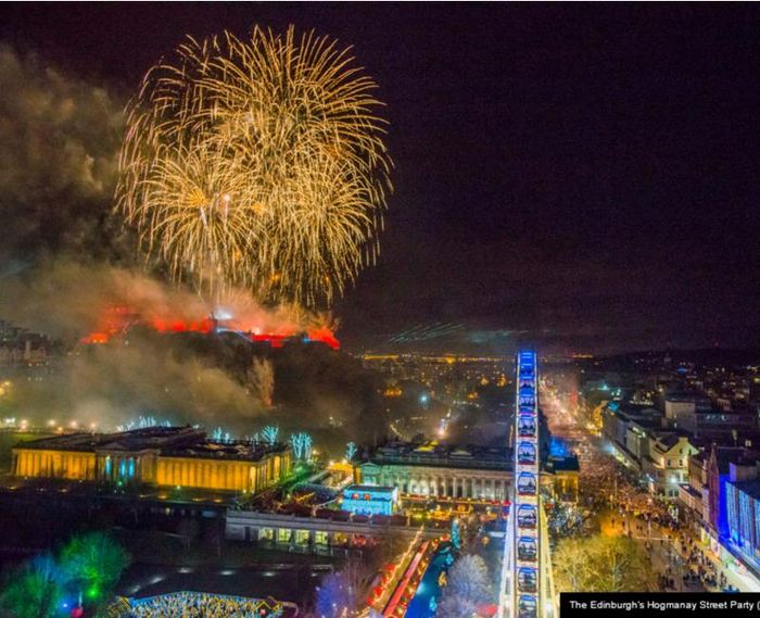 Báo cáo về tác động của các lễ hội Edinburgh cho thấy trong năm 2025, hệ thống lễ hội tạo ra khoảng 558 triệu bảng tác động kinh tế ròng cho Edinburgh và 852 triệu bảng cho toàn Scotland. Ảnh: Internet