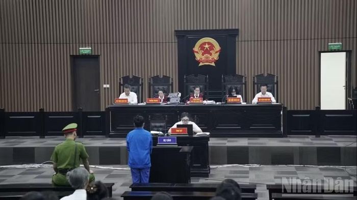 Quang cảnh phiên tòa.