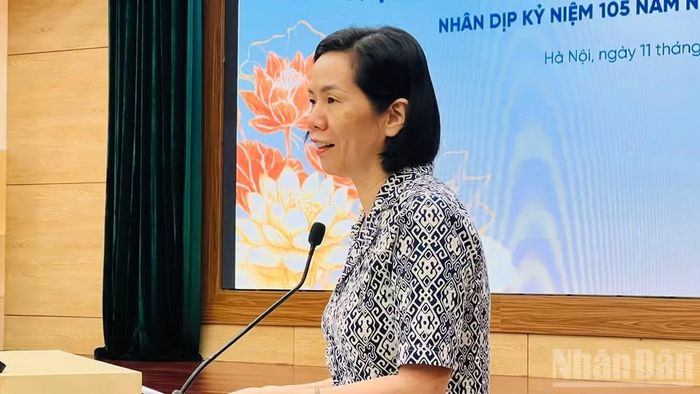Phó Chủ tịch Hội Liên hiệp Phụ nữ Việt Nam Nguyễn Thị Minh Hương phát biểu tại hội thảo.