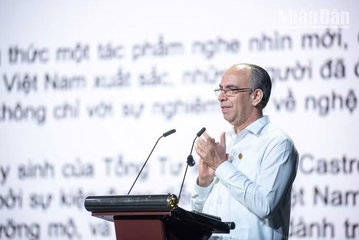 Đại sứ Rogelio Polanco Fuentes tôn vinh tình hữu nghị son sắc giữa hai dân tộc. (Ảnh: MINH DUY)