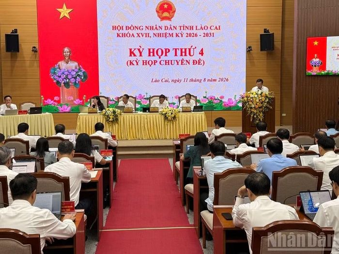 Toàn cảnh kỳ họp.