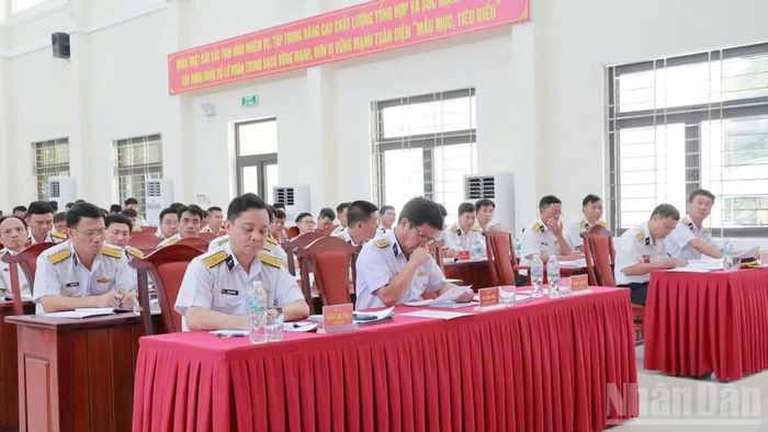 Đại biểu tham dự hội nghị.