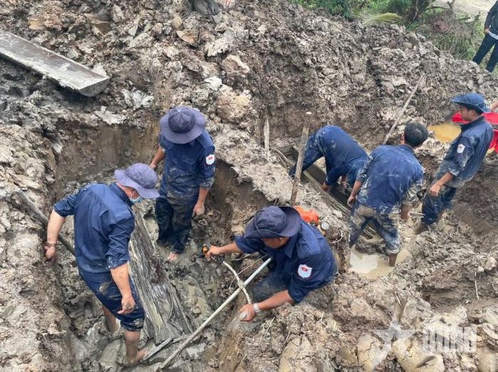  Đội K92 (Bộ CHQS tỉnh An Giang) thực hiện nhiệm vụ tìm kiếm hài cốt liệt sĩ tại xã Vĩnh Ty.  