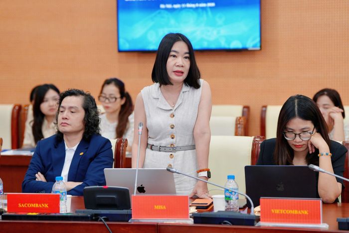   Phó tổng giám đốc Tập đoàn MISA Nguyễn Thị Ngoan phát biểu. 
