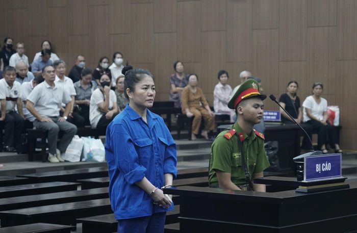 Bị cáo Phạm Mỹ Hạnh tại phiên tòa. Ảnh: ĐỖ TRUNG