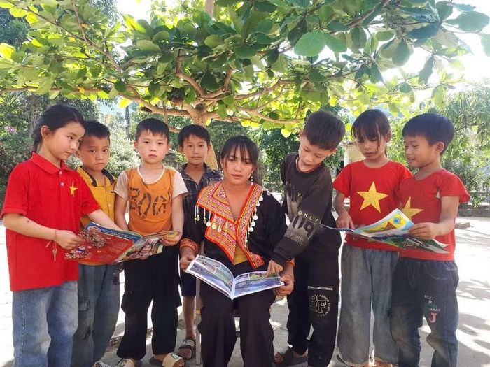 Học sinh hưởng ứng Ngày sách và Văn hóa đọc Việt Nam.