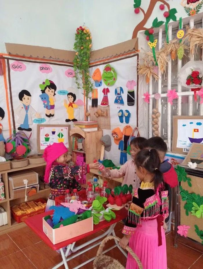 Các em học sinh Trường Mầm non Pải Lủng, xã Đồng Văn.