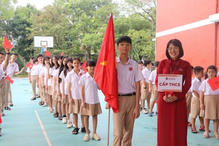 Học sinh Gia Lai tựu trường ngày 31/8.