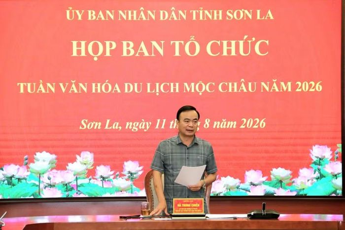 Ông Hà Trung Chiến, Phó Chủ tịch Thường trực UBND tỉnh Sơn La phát biểu.