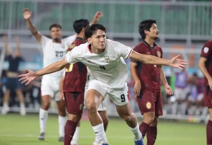 Indonesia chỉ chơi hay trận đầu