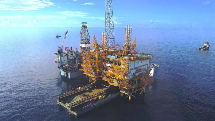Lắp đặt ngoài khơi giàn CPP Sao Vàng.