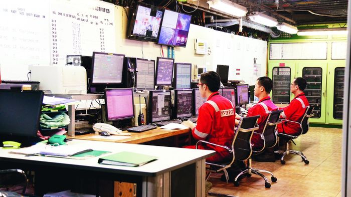 Phòng điều khiển trung tâm mỏ Đại Hùng