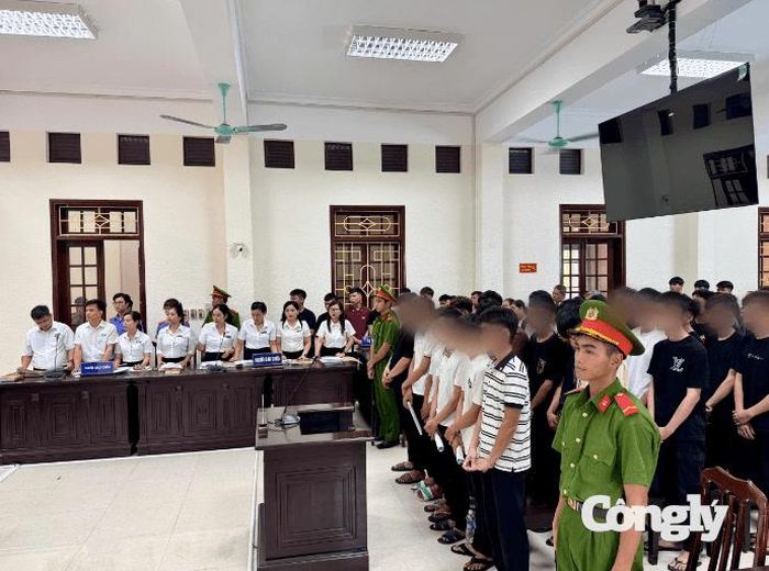 Cuộc hẹn phải trả giá bằng nhiều năm sau song sắt.
