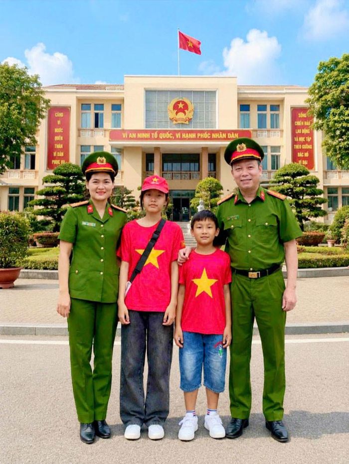 Tổ ấm nhỏ của hai chiến sĩ công an