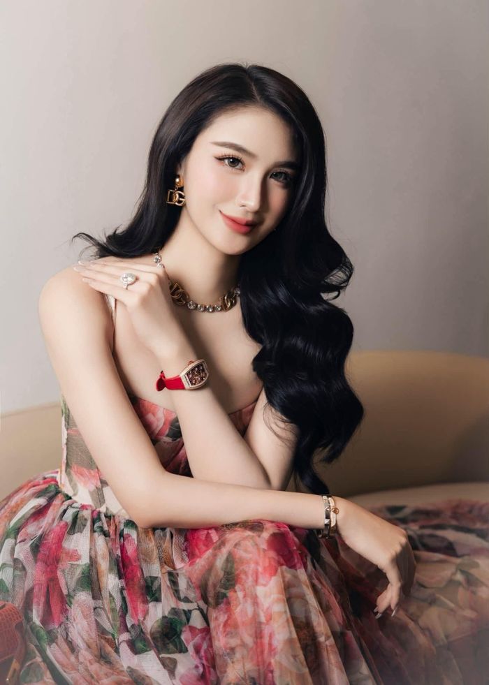 Người mẫu Ngọc Loan nhận nhiều lời khen về thần thái. 
