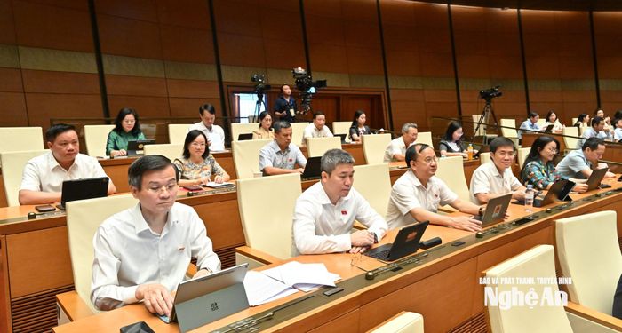 Đoàn ĐBQH tỉnh Nghệ An dự Kỳ họp không thường lệ thứ nhất, Quốc hội khóa XVI. Ảnh: Viết Chung
