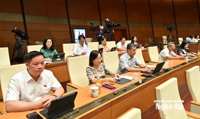 Đoàn ĐBQH tỉnh Nghệ An dự Kỳ họp không thường lệ thứ nhất, Quốc hội khóa XVI. Ảnh: Viết Chung