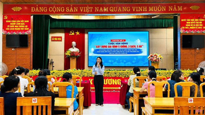 Hội LHPN tỉnh tổ chức các lớp tập huấn nâng cao năng lực cho cán bộ chi hội và hội viên nòng cốt tại cơ sở sau sáp nhập thôn, tổ dân phố.