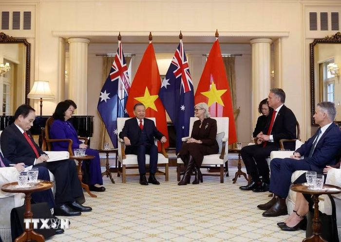 Tổng Bí thư, Chủ tịch nước Tô Lâm hội kiến Toàn quyền Australia Sam Mostyn. (Ảnh: Thống Nhất/TTXVN)