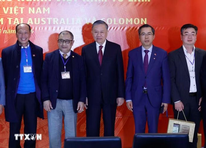 Tổng Bí thư, Chủ tịch nước Tô Lâm và các đại biểu. (Ảnh: Thống Nhất/TTXVN)