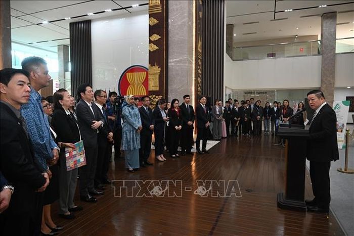 Tổng Thư ký ASEAN Kao Kim Hourn phát biểu tại Triển lãm.
