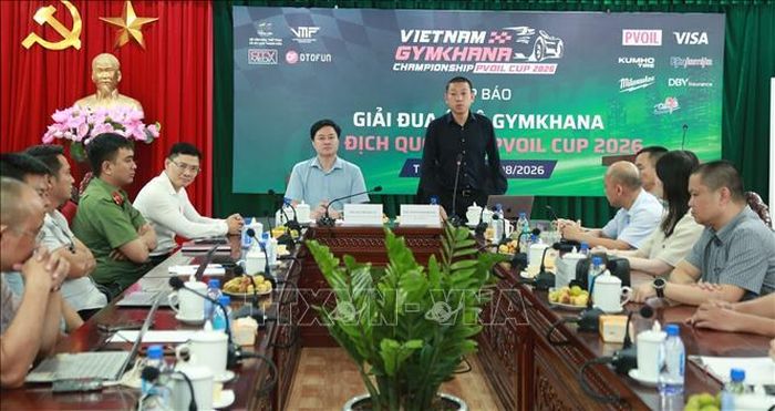 Quang cảnh buổi họp báo.