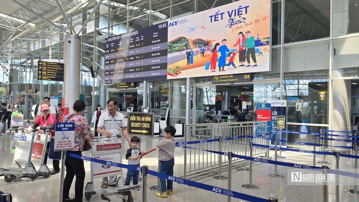 Sau khi mở lại, Cảng hàng không quốc tế Liên Khương dự kiến phục vụ khoảng 36-40 chuyến bay và 6.800 lượt khách mỗi ngày.