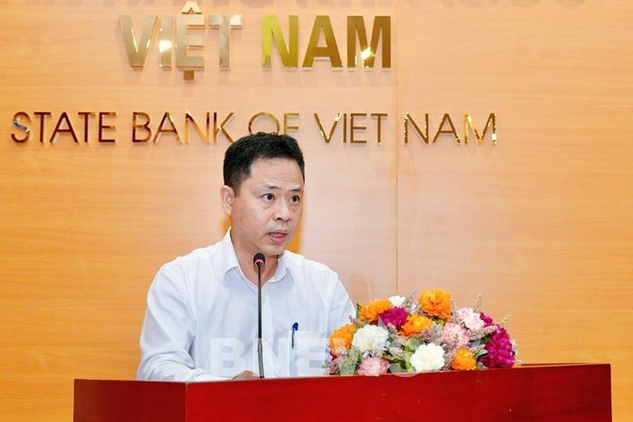 Ông Nguyễn Xuân Hải, Quyền Tổng biên tập Thời báo Ngân hàng phát biểu tại họp báo. Ảnh: Bnews phát