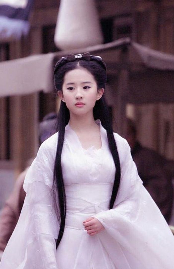  Lưu Diệc Phi xây dựng hình ảnh cá nhân nhận được nhiều thiện cảm.
