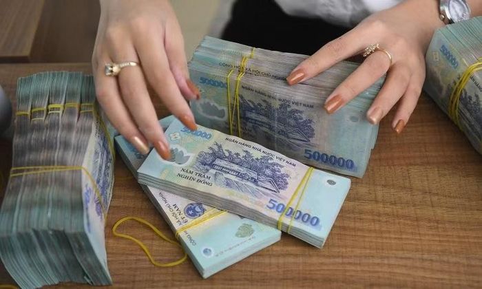 Khi người vợ đề nghị nhận 1 tỷ đồng thì người chồng không đồng ý, cho rằng số tiền này là quá nhiều và có thái độ chây ì, thậm chí muốn người vợ ra đi tay trắng
