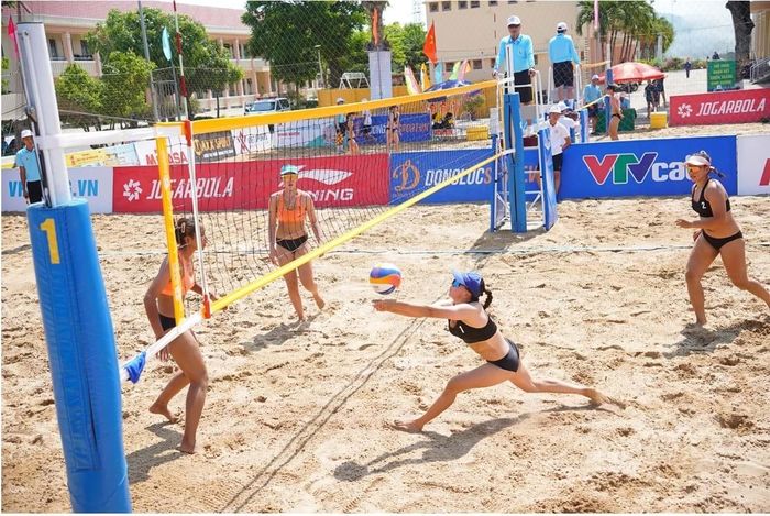 Giải bóng chuyền bãi biển nữ diễn ra từ ngày 14-16.8 tại NovaWorld Phan Thiet.
