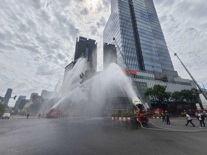 Tòa nhà Saigon Centre