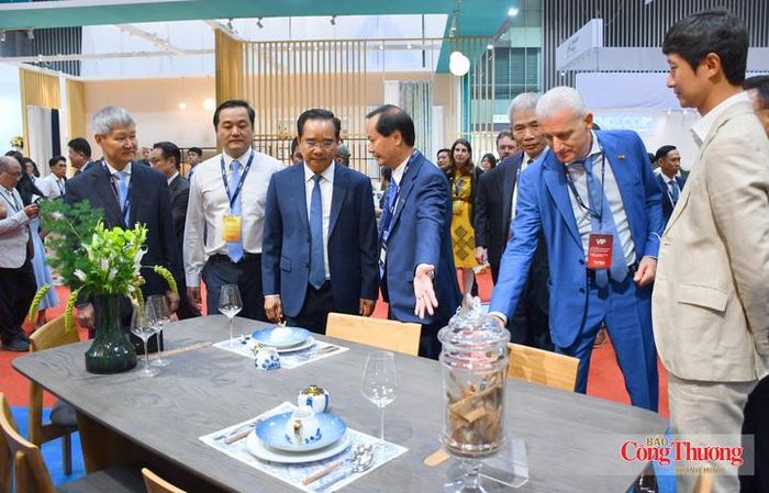TP. Hồ Chí Minh đẩy mạnh các hoạt động xúc tiến thương mại, tạo thêm cơ hội để doanh nghiệp mở rộng thị trường xuất khẩu, nâng cao năng lực cạnh tranh và phát triển bền vững.