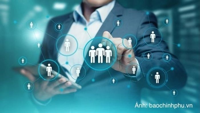 Nghị quyết yêu cầu các bộ, cơ quan ngang bộ thực hiện sắp xếp tổ chức bộ máy bên trong đồng bộ với phân cấp, phân quyền, hoàn thành trong tháng 10/2026