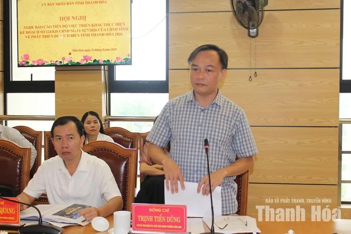 Chủ tịch UBND phường Sầm Sơn Trịnh Tiến Dũng phát biểu tại hội nghị.