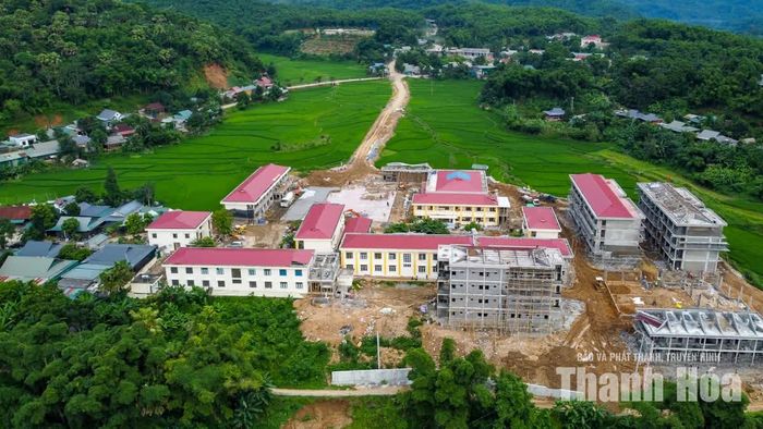 Trường Nội trú liên cấp Tiểu học và THCS Tam Lư là một trong những công trình giáo dục trọng điểm, được kỳ vọng sẽ cải thiện điều kiện dạy và học cho học sinh khu vực biên giới, góp phần nâng cao chất lượng giáo dục tại địa bàn còn nhiều khó khăn.