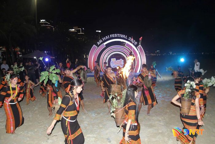 Hoạt động văn hóa, nghệ thuật tại An Hải Festival góp phần giới thiệu bản sắc địa phương, tạo thêm sức hút cho điểm đến về đêm.
