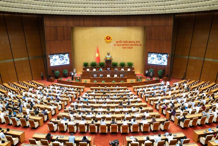 Quang cảnh phiên thảo luận.
