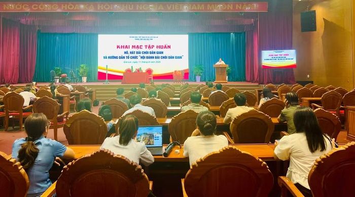 Quang cảnh lớp tập huấn. Ảnh: M.N
