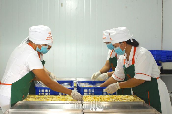 Sản phẩm sầu riêng sấy của Công ty TNHH Nông nghiệp Thành Hưng (xã Đông Khánh Sơn) đạt sản phẩm công nghiệp nông thôn tiêu biểu cấp quốc gia năm 2025. 