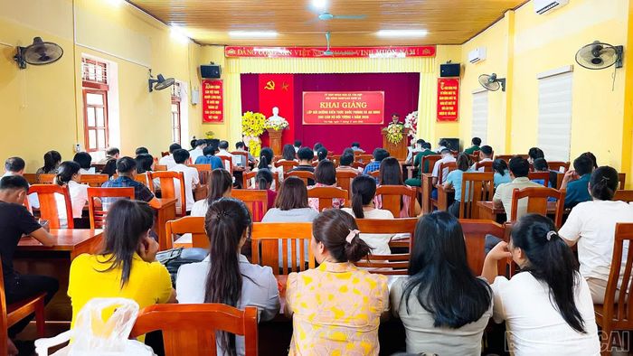 Quang cảnh lễ khai giảng.