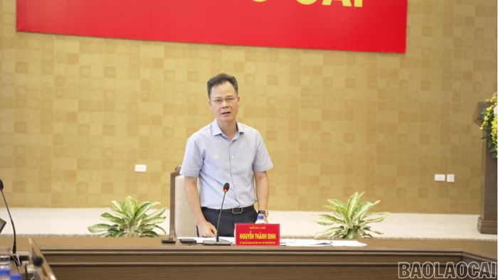 Đồng chí Nguyễn Thành Sinh - Phó Chủ tịch UBND tỉnh phát biểu kết luận hội nghị.