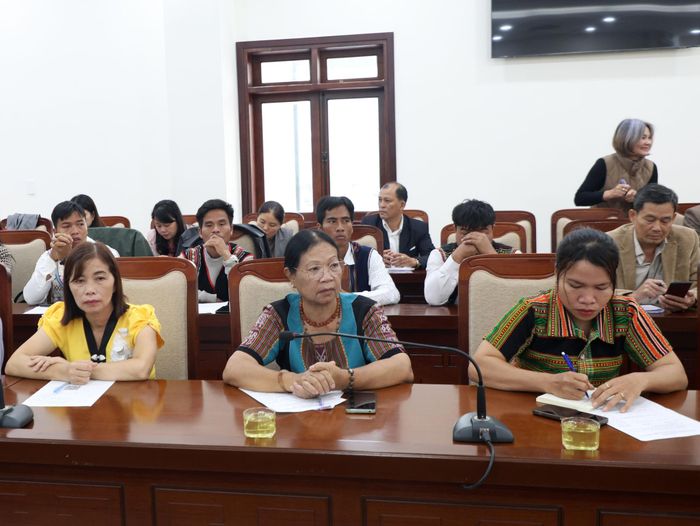 Các đại biểu tham dự hội nghị