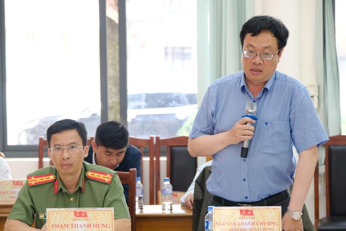 Ông Nguyễn Thanh Chương, Phó Giám đốc Sở Xây dựng phát biểu tại buổi làm việc