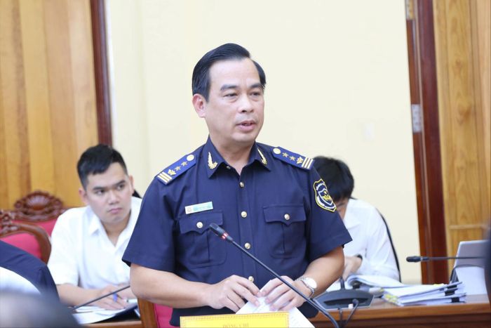 Chi cục trưởng Chi cục Hải quan Khu vực XIII Vũ Lê Quân cho biết sẽ tiếp cận các doanh nghiệp xuất khẩu lớn, tháo gỡ khó khăn, vận động các đơn vị thông quan, khai thuế tại địa bàn Lâm Đồng
